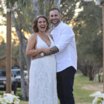 Photographie d'un couple tout juste fiancer